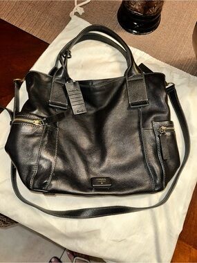 Fossil Black Genuine Leather Crossbody Tote
Purse Shoulder Bag